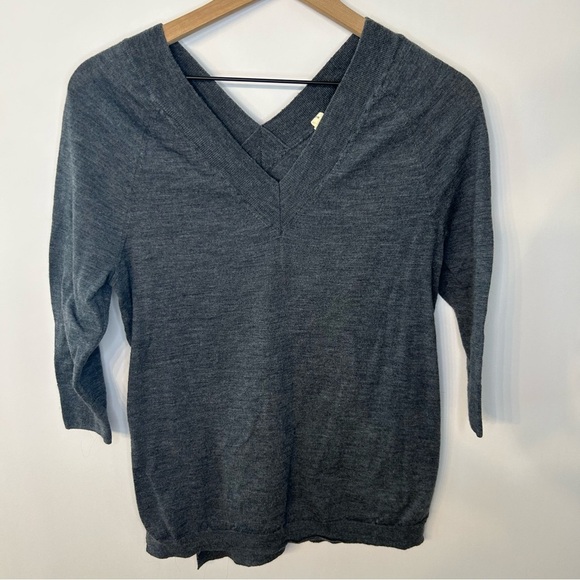 Moth from Anthropologie Double V Neck 3/4 Length Sleeve Gray Sweater, Size Small - Picture 1 of 8